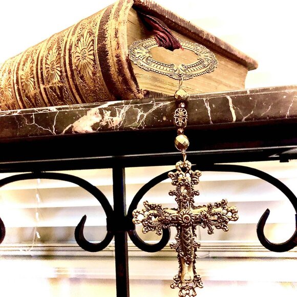 NWT Baroque LG Book Bible Bookmark Jeweled Brass Cross Pendant Burg Moire Ribbon - Picture 9 of 10